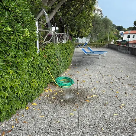 Welcome Riviera Nautilus 11- Vista Mare-posto Macchina Individuale-only One Car-swimming Pool Until 15 September